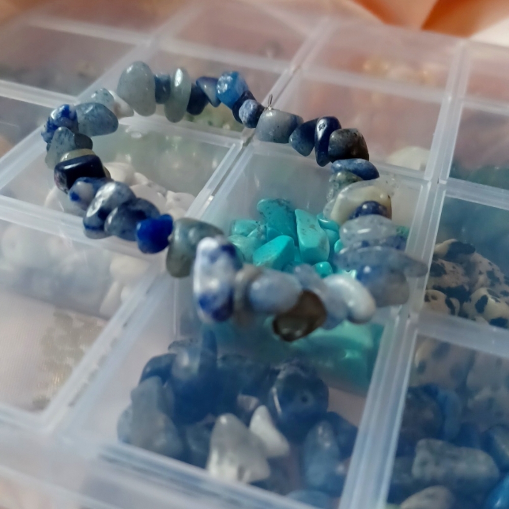 Blue aventurine crystal chip bracelet!